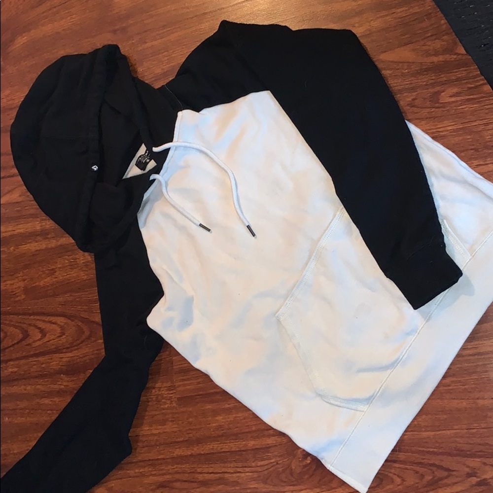 Black and white Volcom hoodie